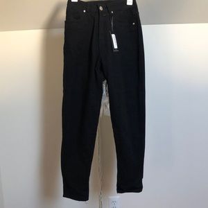 NEW Black skinny jeans